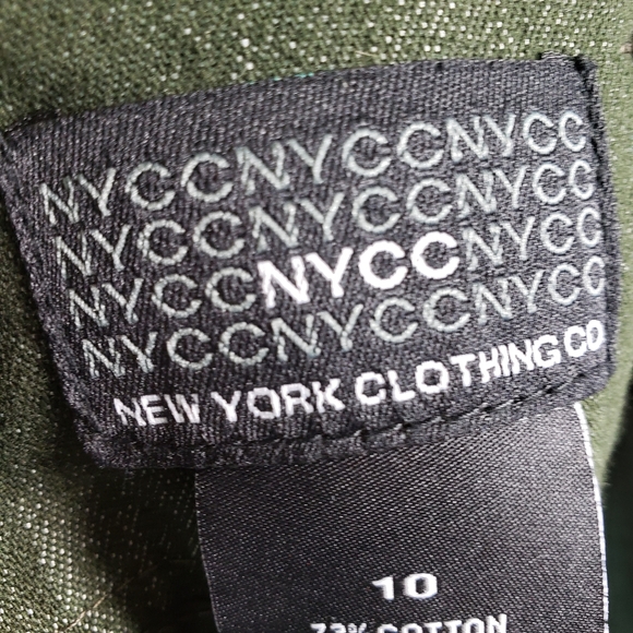 NYC Dark Green Back Slit Straight Skirt w/ Pockets Size 10 - Picture 6 of 8